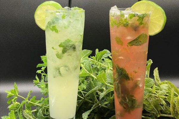 enjoy-refreshing-cocktails